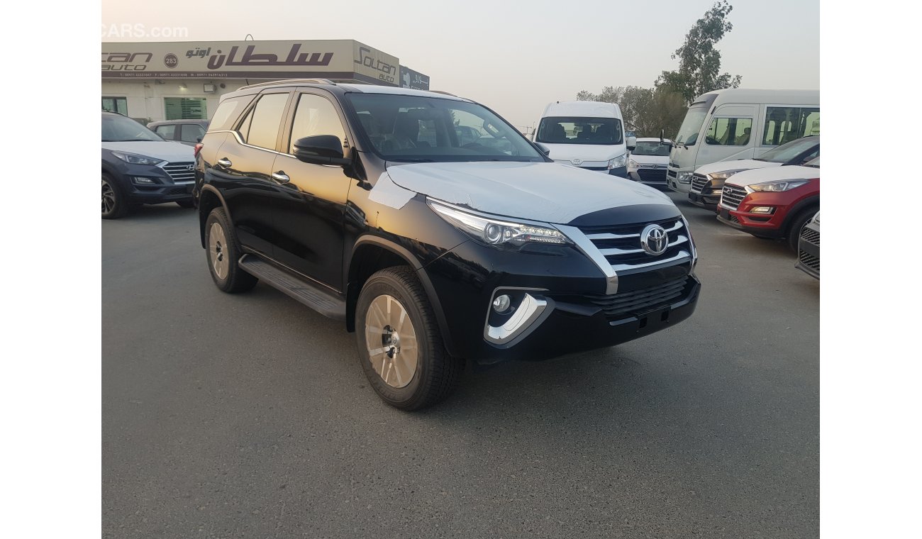 Toyota Fortuner SR5 4.0L V6 4x4 with Leather Seats