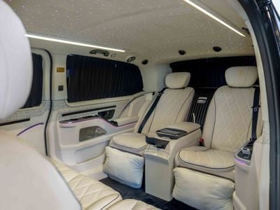 مرسيدس بنز V 300 AVANTGARDE Built by Barugzai – V300 2025 | Exclusive 1 of 5 | Additional AC