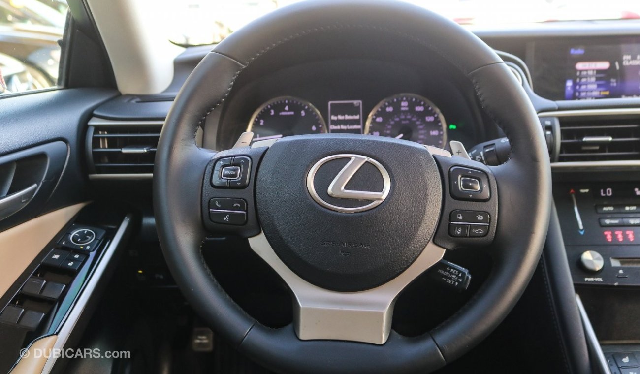 Lexus IS 200