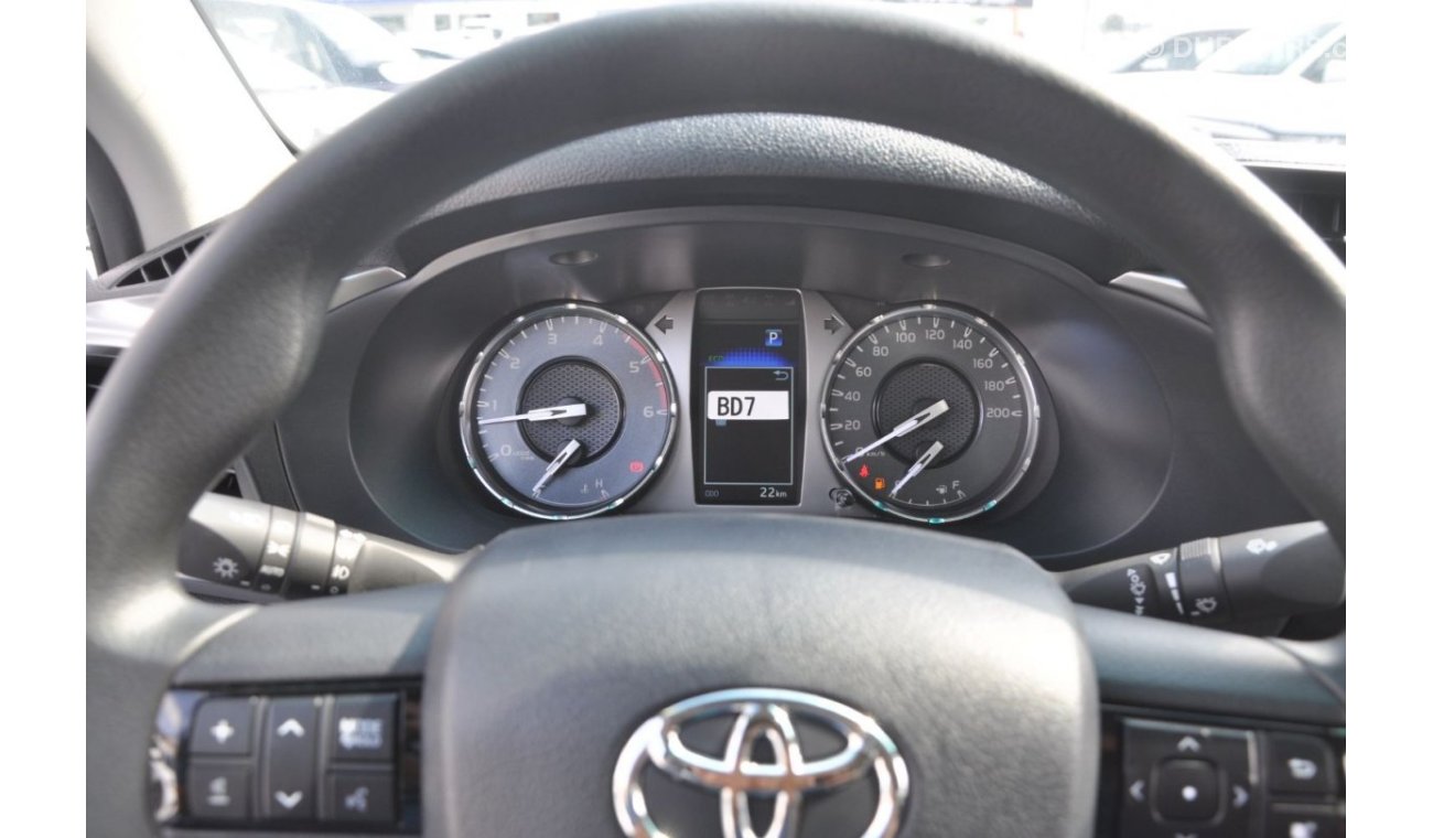 Toyota Hilux 2.4L DIESEL MANUAL