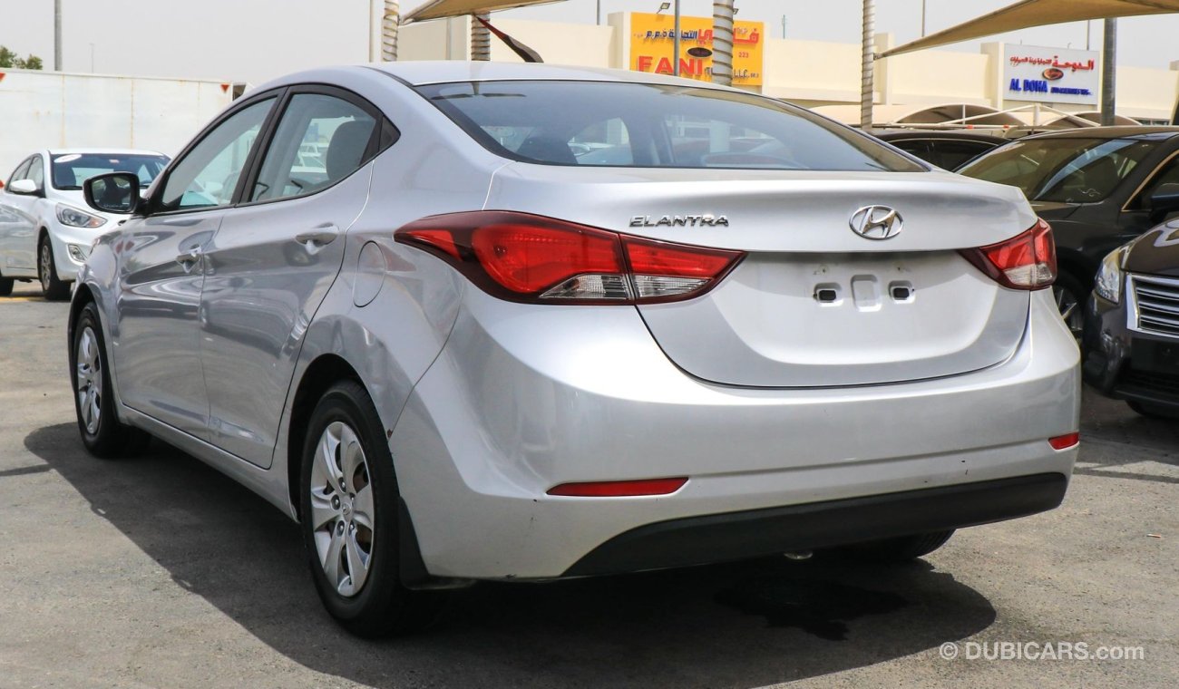 Hyundai Elantra