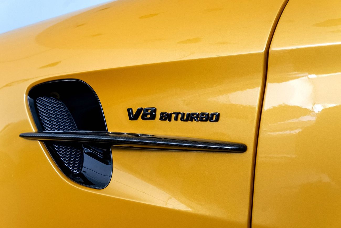 مرسيدس بنز AMG GTR 