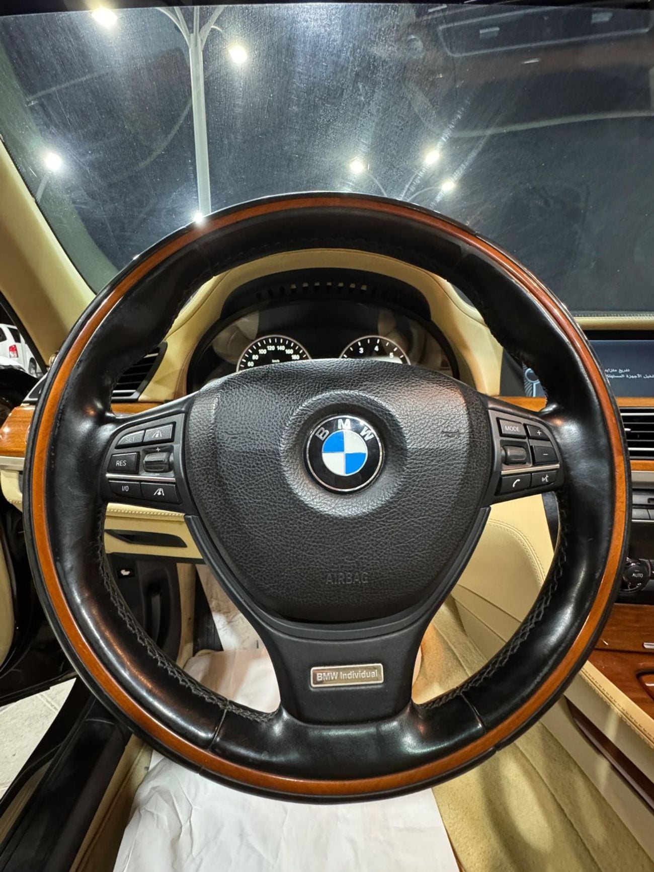 BMW 750Li Individual 4.4L