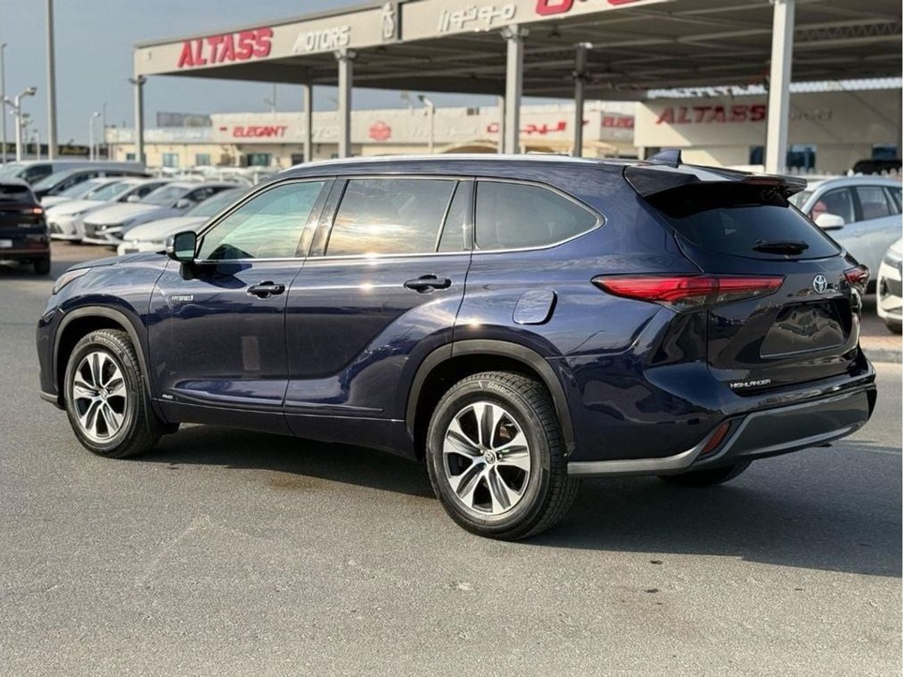 تويوتا هايلاندر Hybrid XLE leather, sunroof