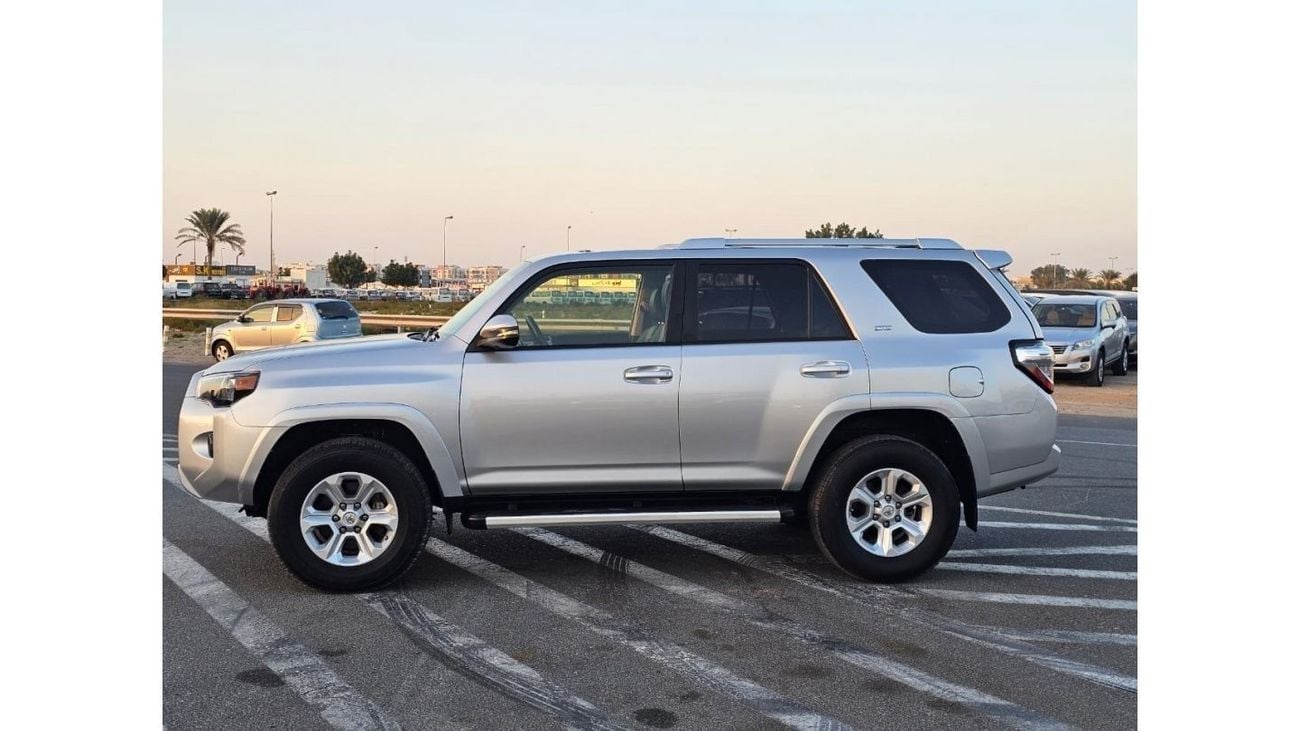 Toyota 4Runner 2018 Toyota 4Runner SR5 Premium 4x4 -4.0L - V6  AWD Full Option - / Export Only