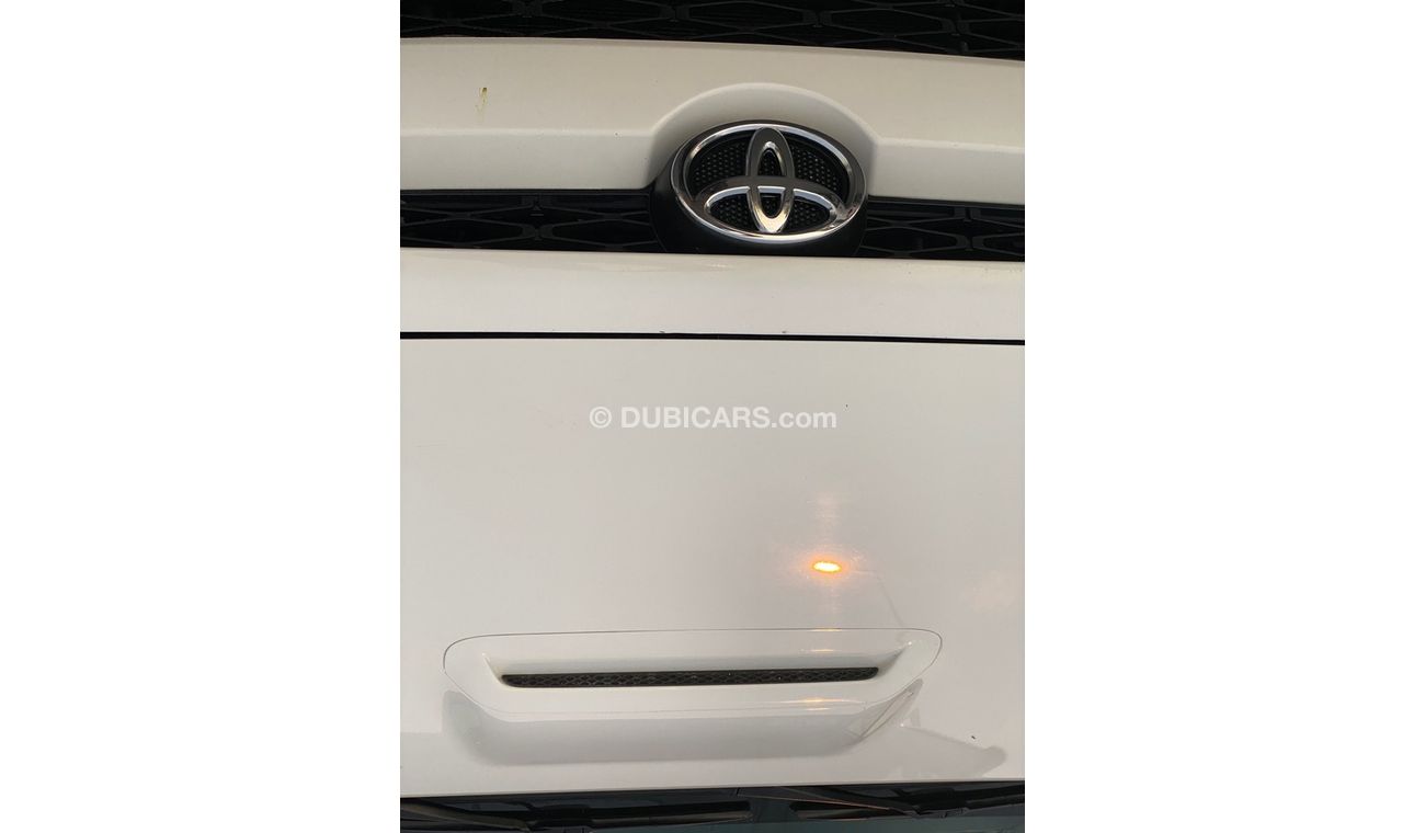 Toyota 4Runner 4x4 4.0L V6 2014 AMERICAN SPECIFICATION