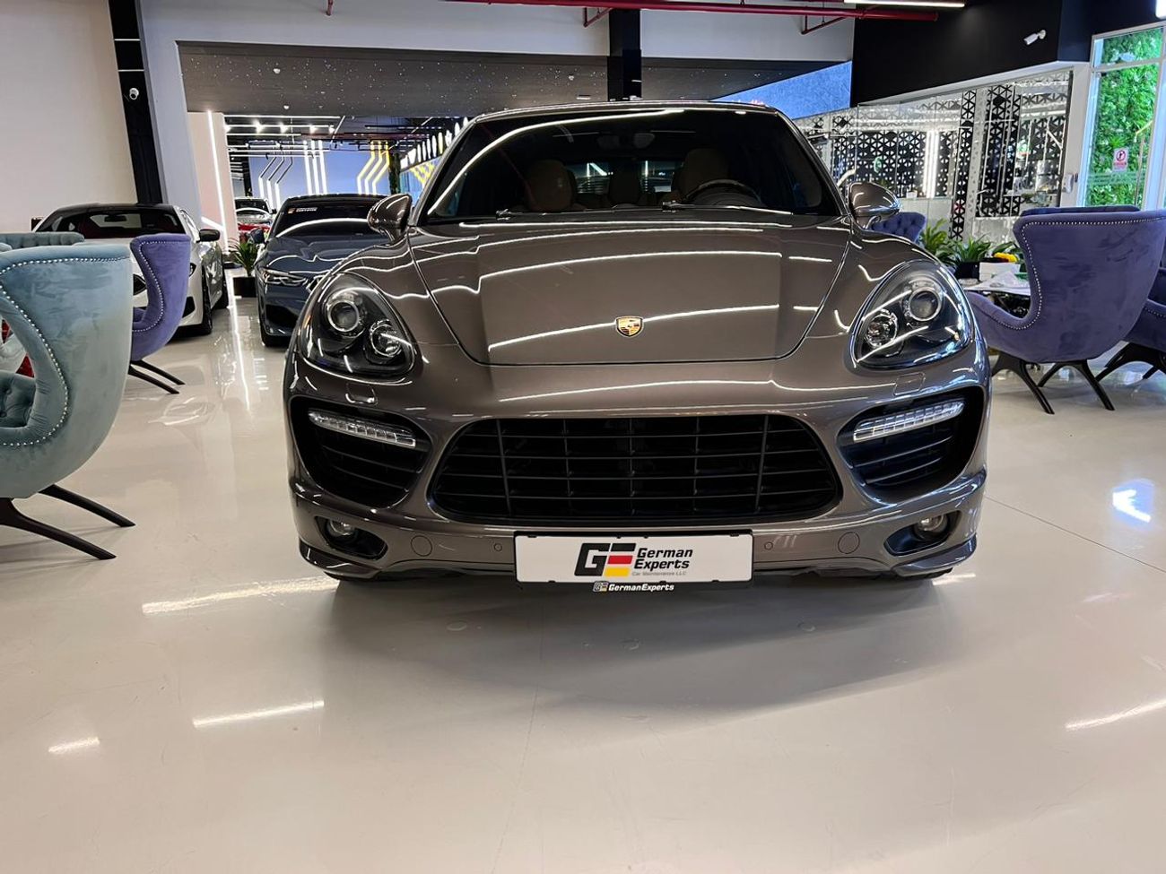 Porsche Cayenne GTS 4.8L 2013 Porsche Cayenne GTS – Premium Performance SUV  - Perfect Condition