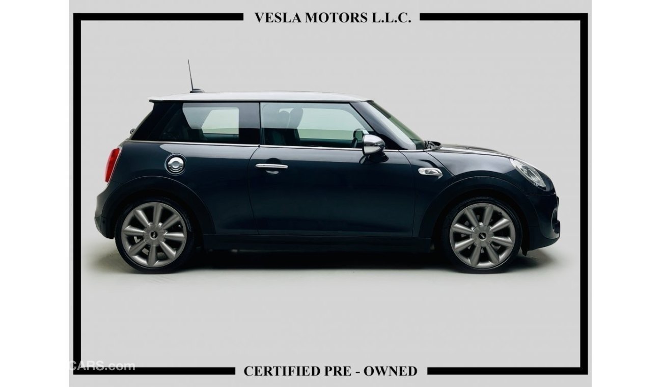 Mini Cooper S S + SPORT SEATS + RED TRIM + NAVIGATION + PANORAMIC / GCC / 2014 / UNLIMITED KMS WARRANTY / 749 DHS