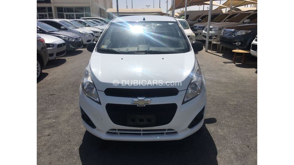 Used Chevrolet Spark 2015 for sale in Sharjah 260441