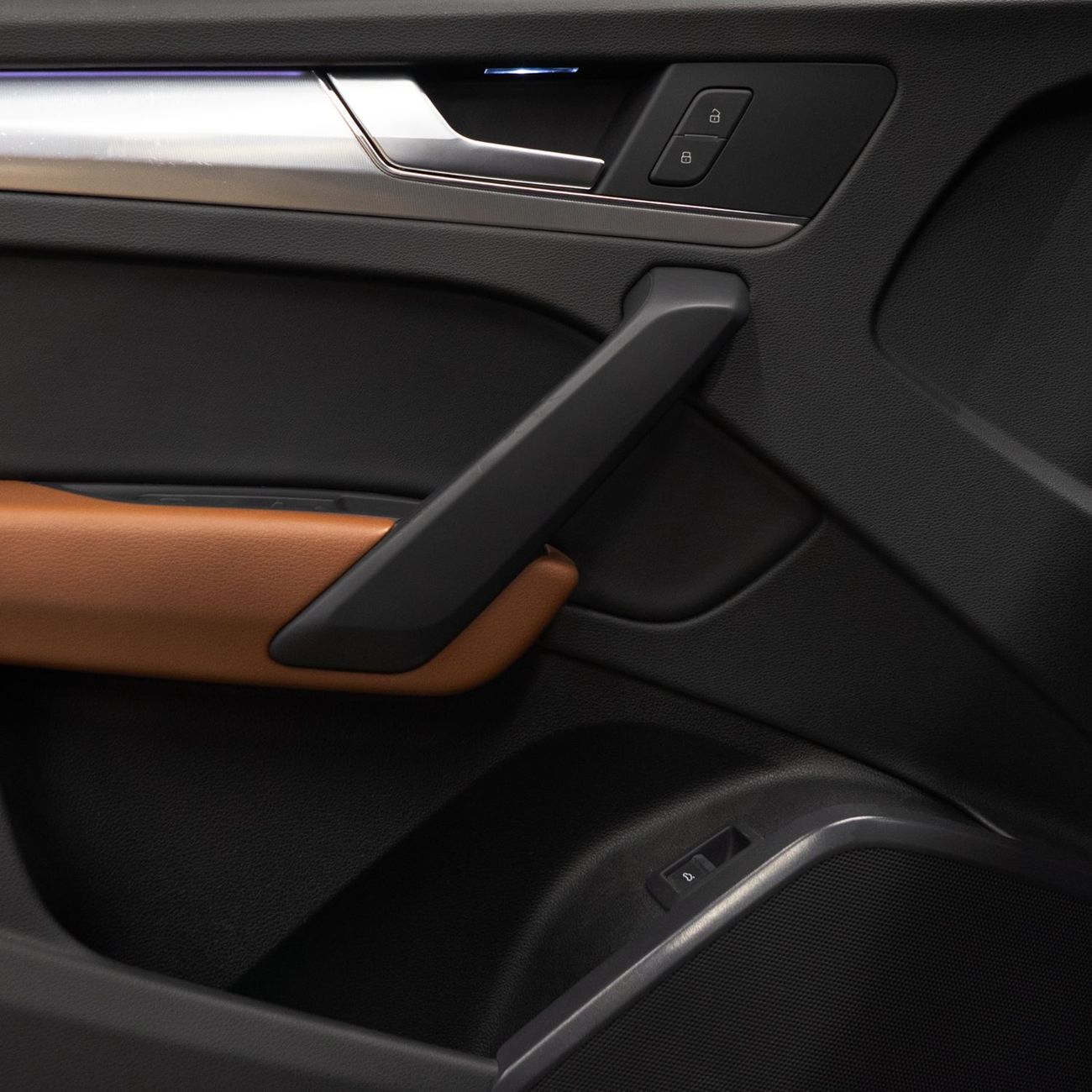 Audi Q5 45 TFSI Quattro 2.0L AED 2,394 pm • 0% Downpayment • Audi Q5 45TFSI Quattro • 1 Year Warranty