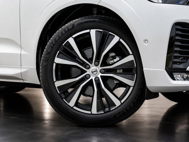 Volvo XC60 ULTIMATE DARK, миниатюра 24