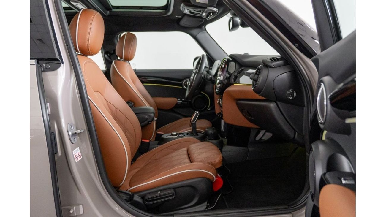 ميني كوبر إس 2022 Mini Cooper S JCW Kit / Full Mini Service History / Mini Warranty & Service Contract