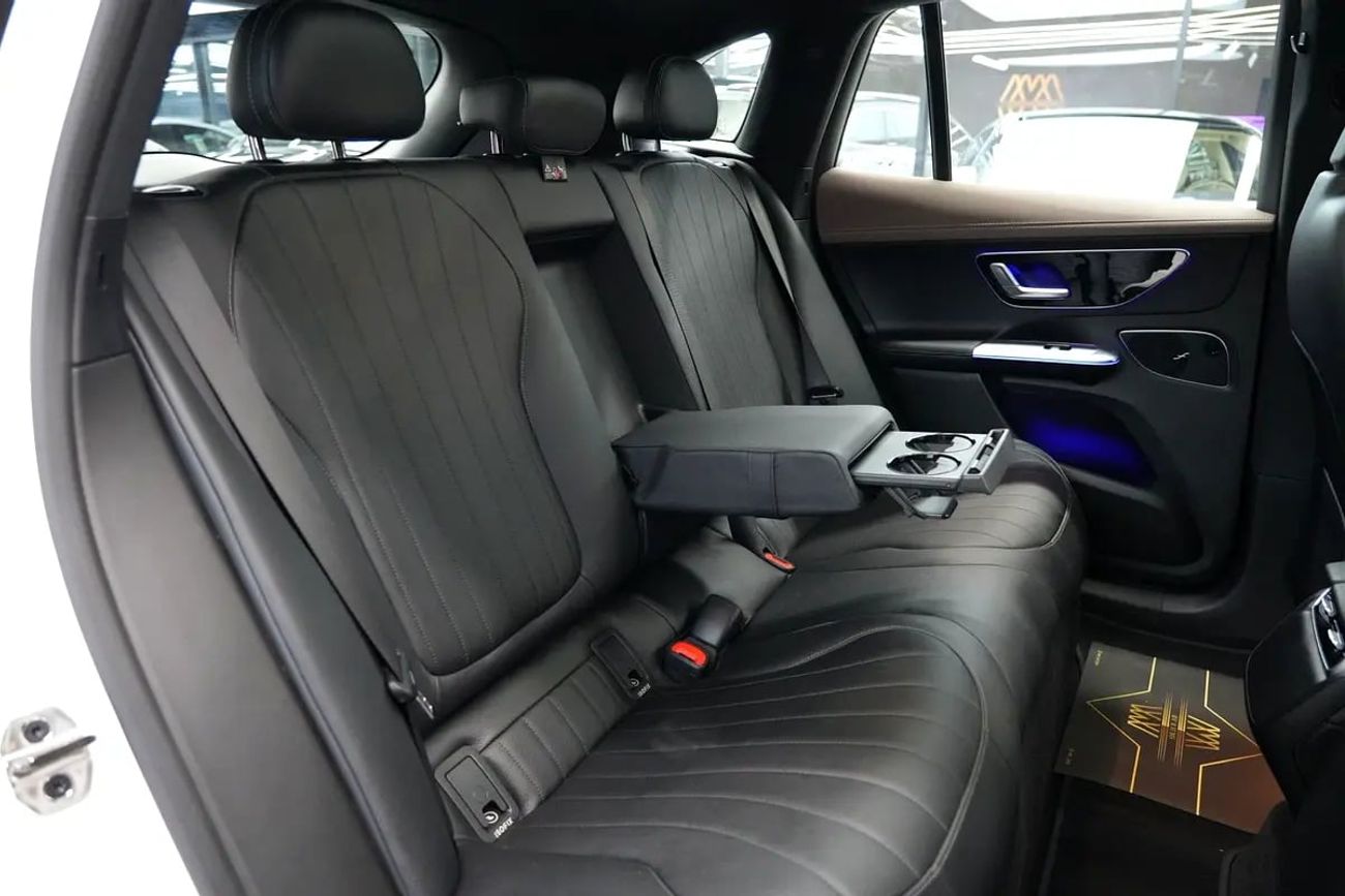 مرسيدس بنز EQE 350+ 350 | GCC 11k km | 5 Years Agency Warranty | 5 Years Service Contract