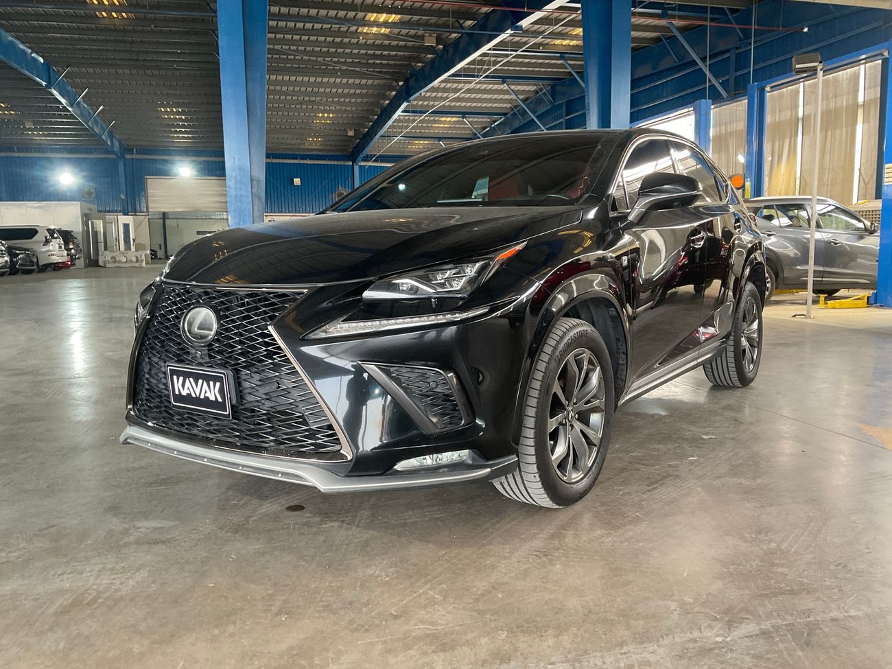 لكزس NX 300 F Sport Platinum | شامل الضمان | 0 ﺪﻔﻋﺓ ﺃﻮﻟﻯ