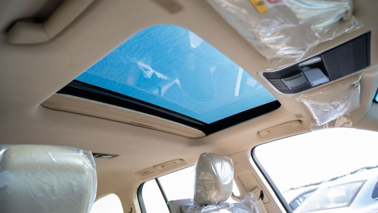 Toyota Land Cruiser VX-V 4.0L | Petrol | V6 | Automatic | 7 Seater | 4 Door