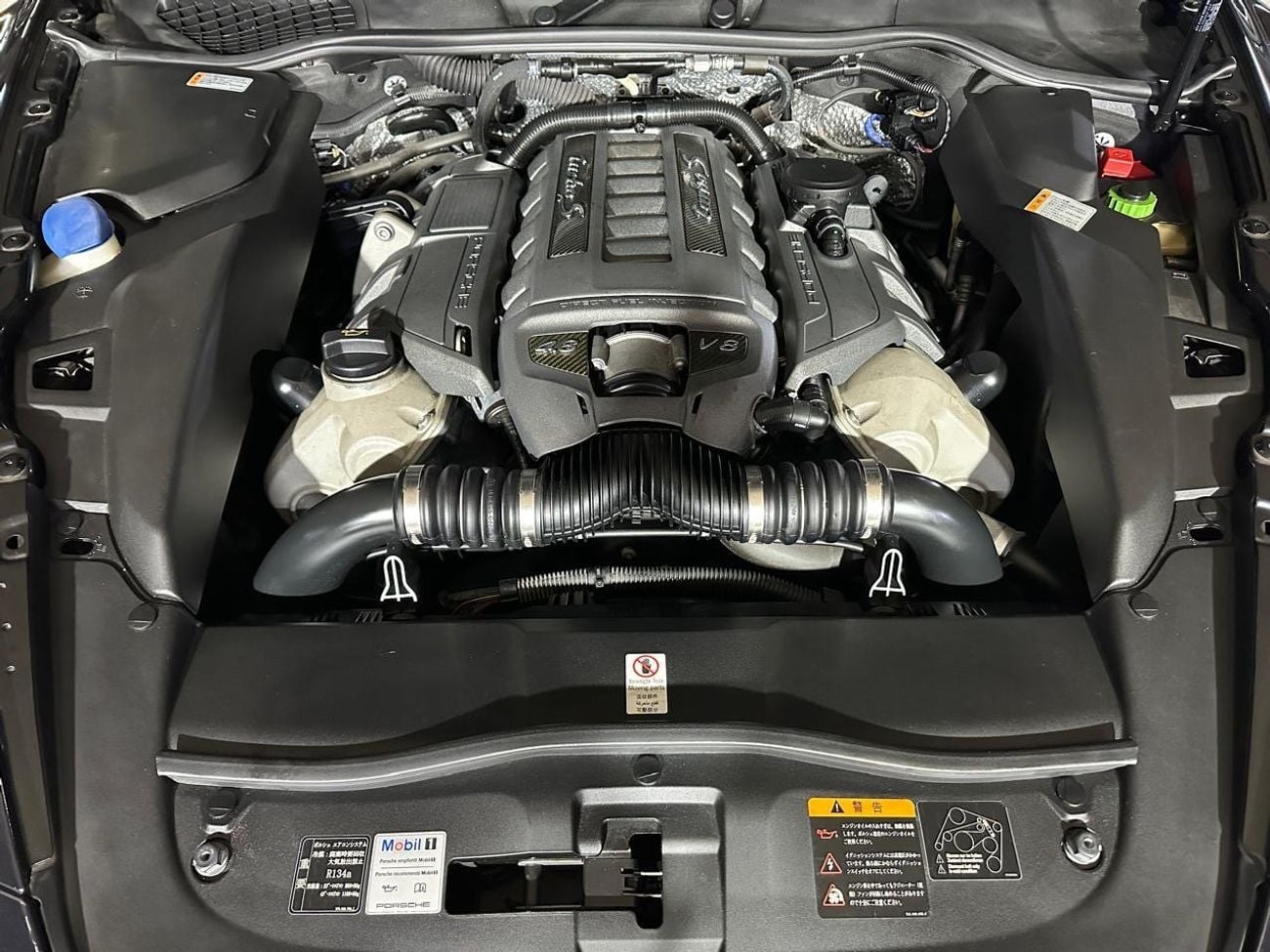 بورش كايان Turbo S 4.8L (550 HP)