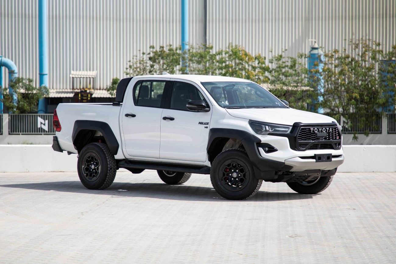Toyota Hilux 2024 Toyota Hilux 4x4 DC 4.0 GR-S - Platinum White Pearl inside GRS | Export Only
