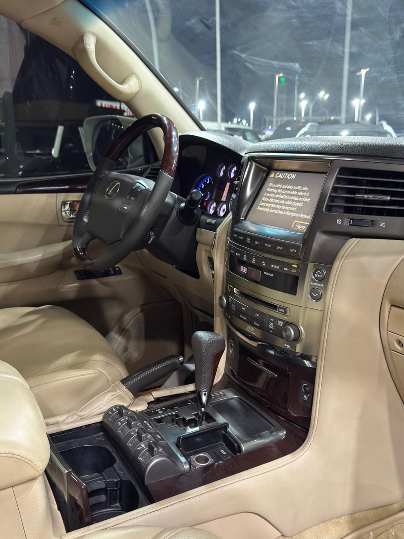 لكزس LX 570 NAVIGATION SPORT
