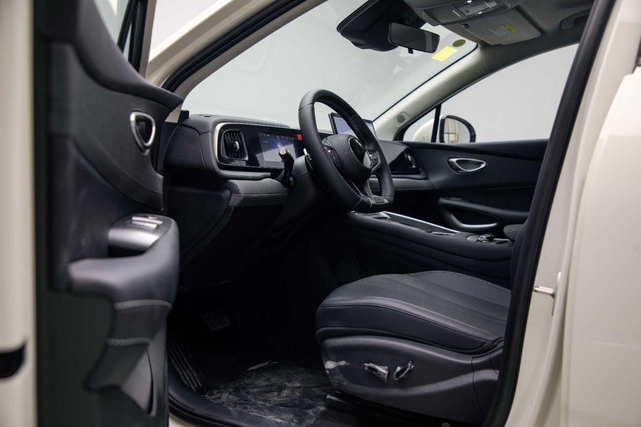 بي واي دي سيليون 05 Intelligent Navigation - Warm Sun White Inside Black | Export Only