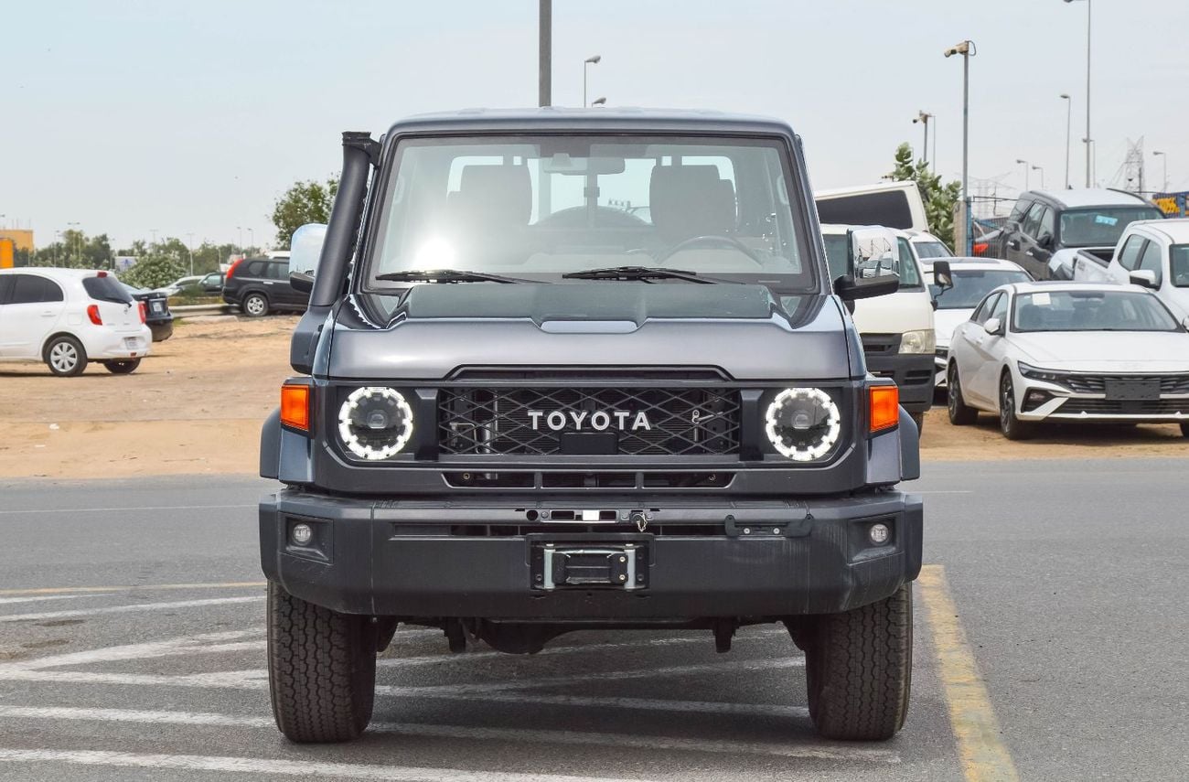 تويوتا لاند كروزر بيك آب TOYOTA LAND CRUISER 79 2.8L 4WD DIESEL PICKUP 2025