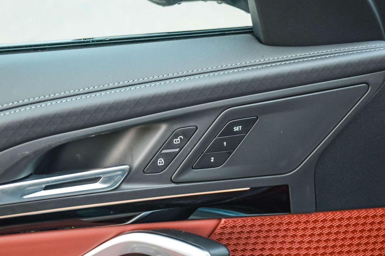 بي أم دبليو X2 BMW X2 SDRIVE 25i 2.0L FWD SUV 2025