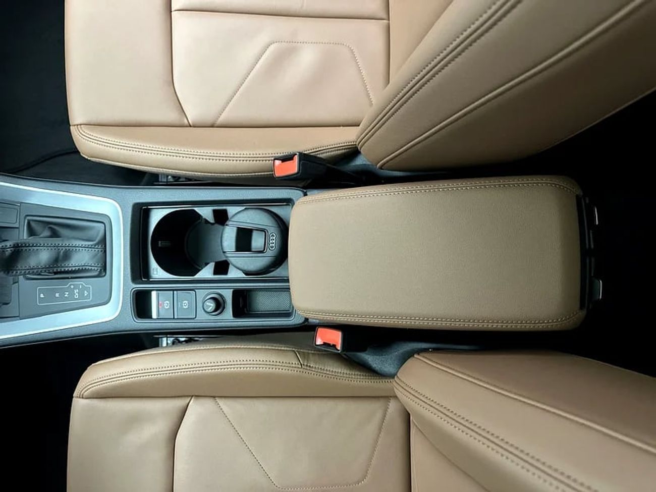 Audi Q3 Sportback 40 TFSI quat 180hp S line (Ref# 02345)