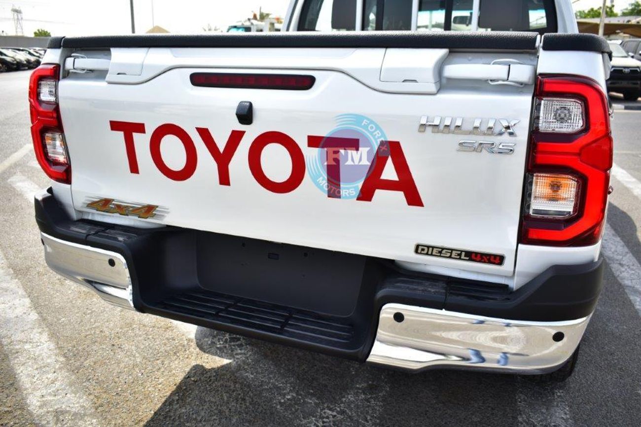 Toyota Hilux Double Cab Pickup GLXS-V 2.4L Diesel 4WD 5 Seater Automatic