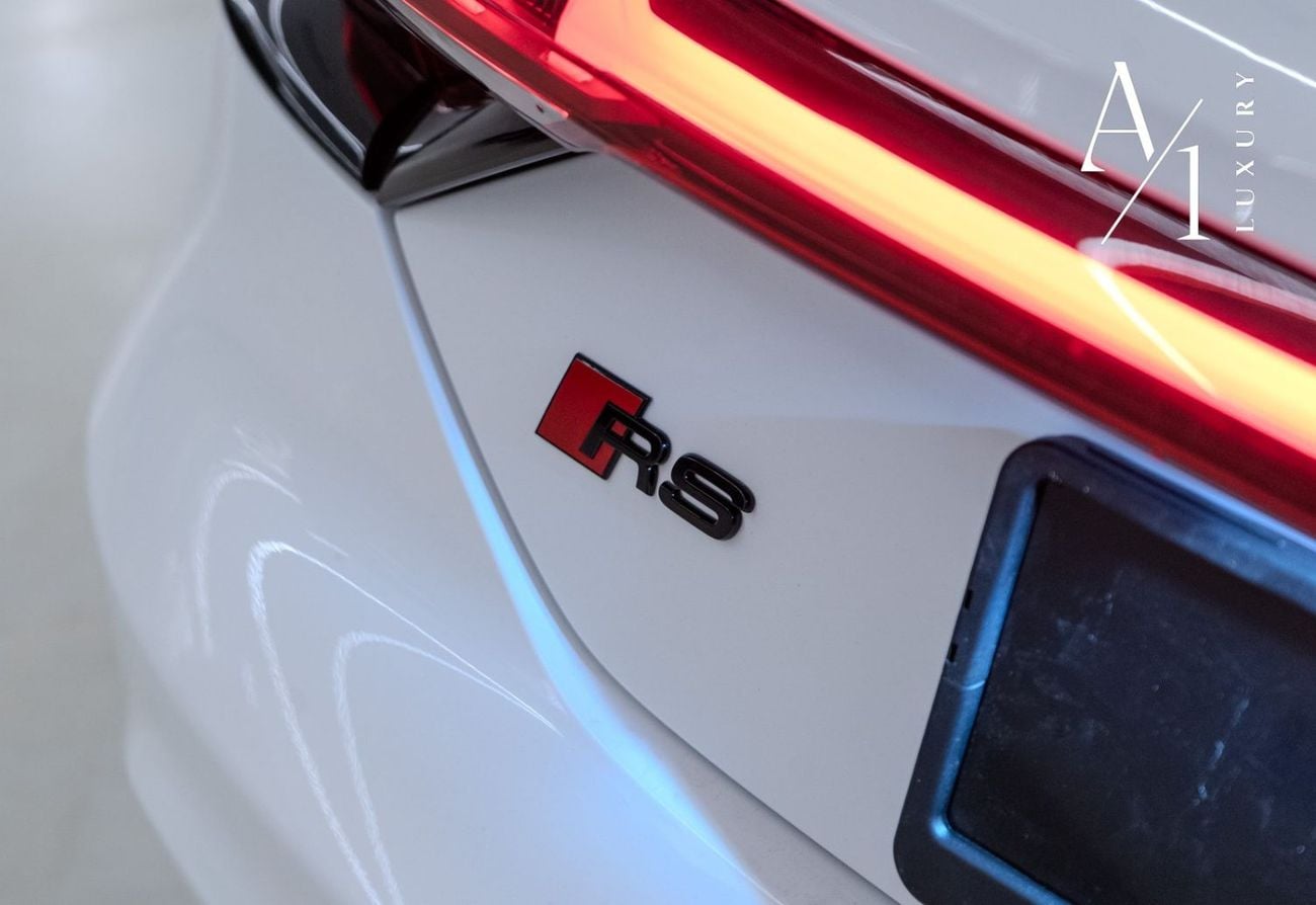 Audi e-tron GT 2023 Audi RS Etron GT, With Warranty &amp; Service Contract, Carbon Package, Fully Loaded, GCC Spec