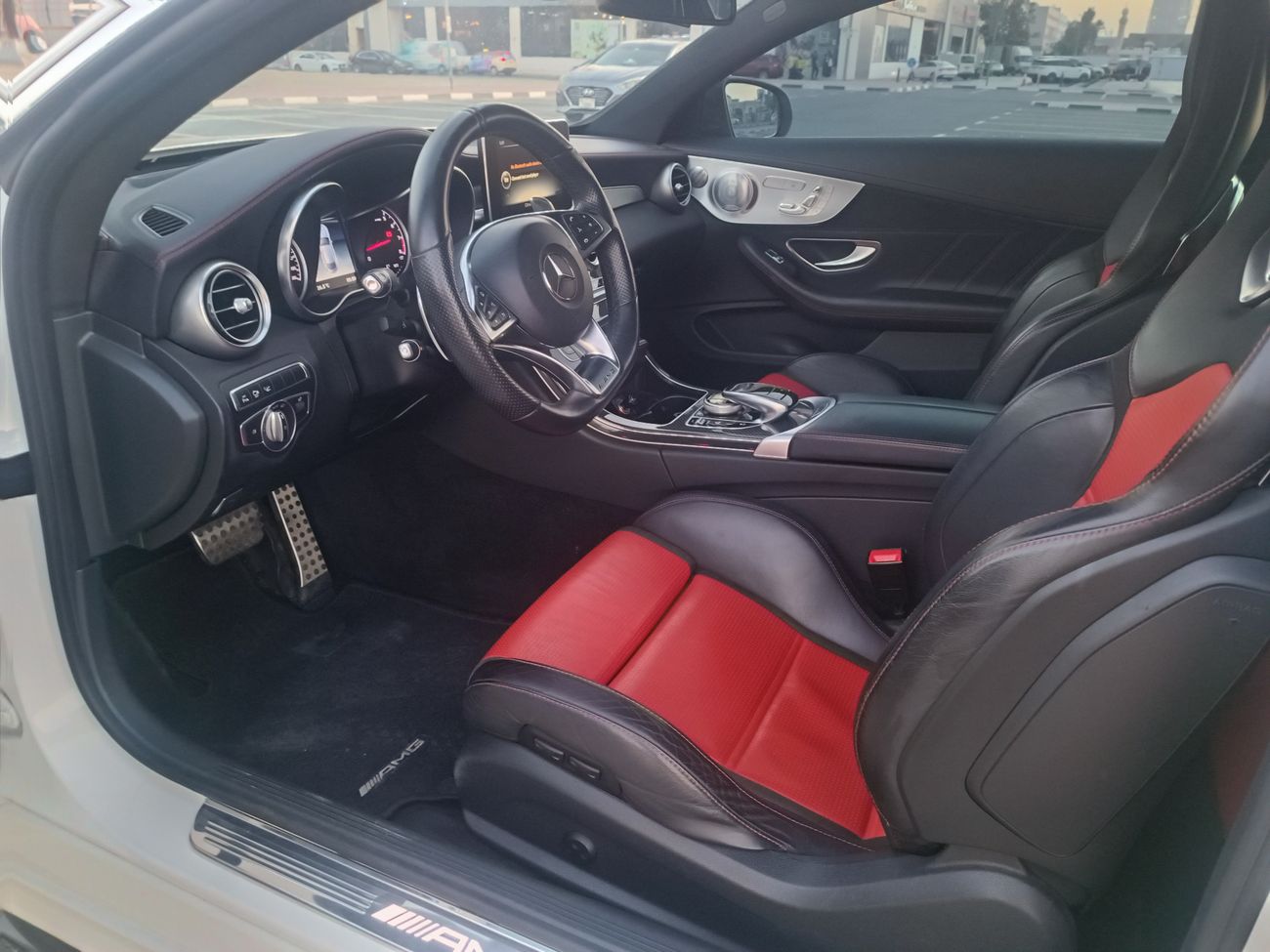 مرسيدس بنز C 63 كوبيه 2018 Mercedes-AMG C63 Coupe | Full Option | Factory Carbon Package | Priced to Sell