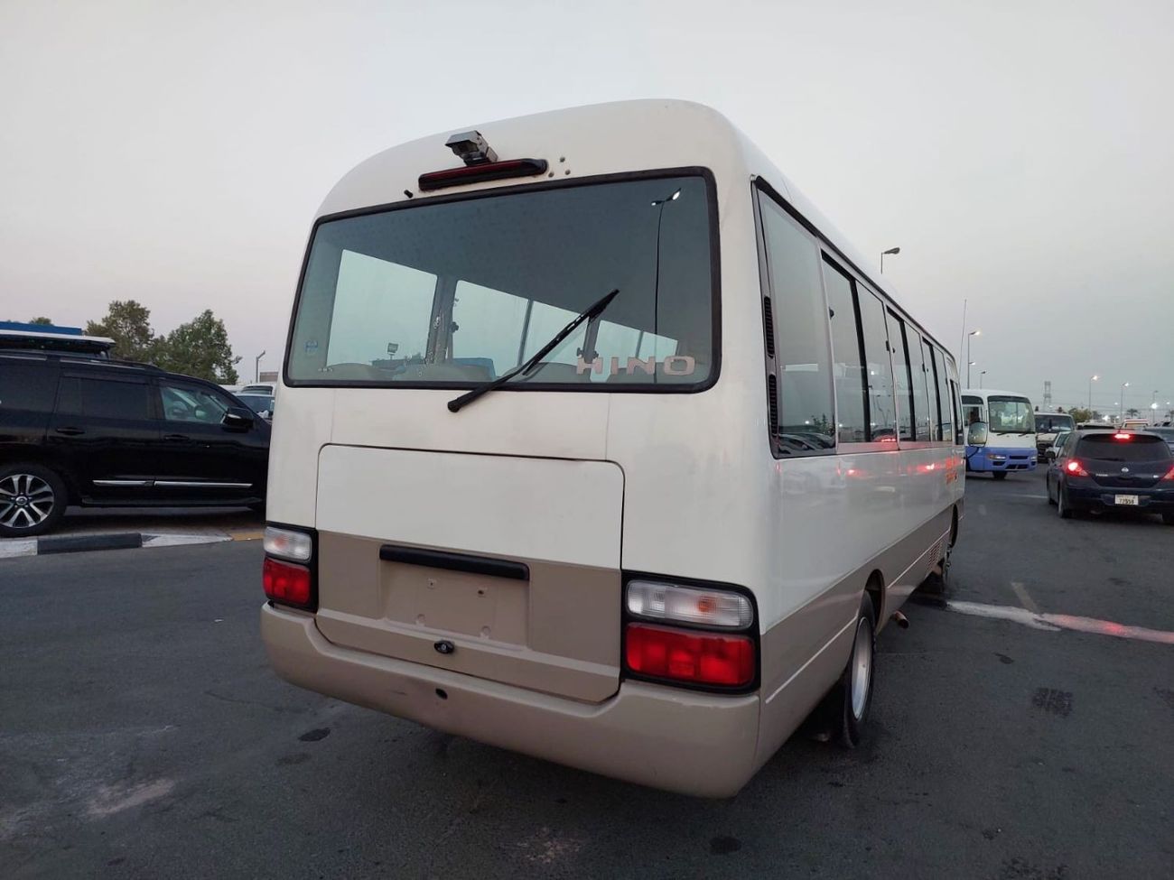 Hino Liesse II HINO LIESSE II BUS RIGHT HAND DRIVE(PM01666)
