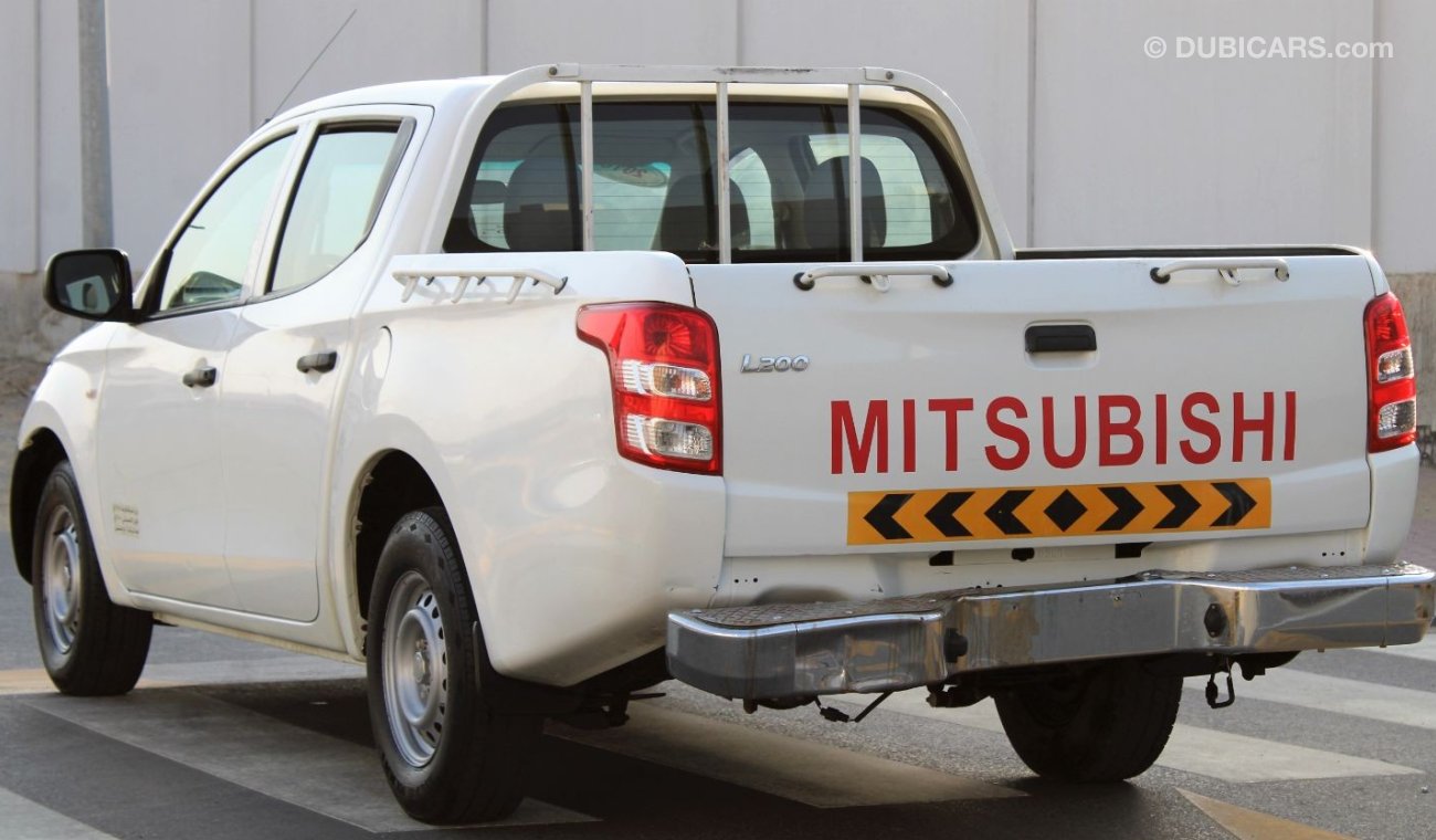 Mitsubishi L200 Mitsubishi L200 2016 GCC in excellent condition, without accidents, very clean inside and out