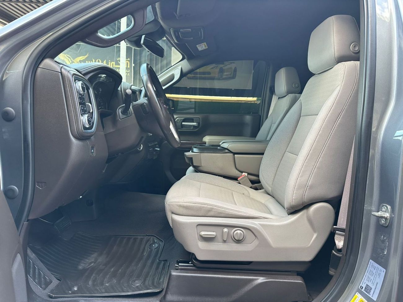 GMC Sierra 2.7T SLE Crew Cab (FWD)