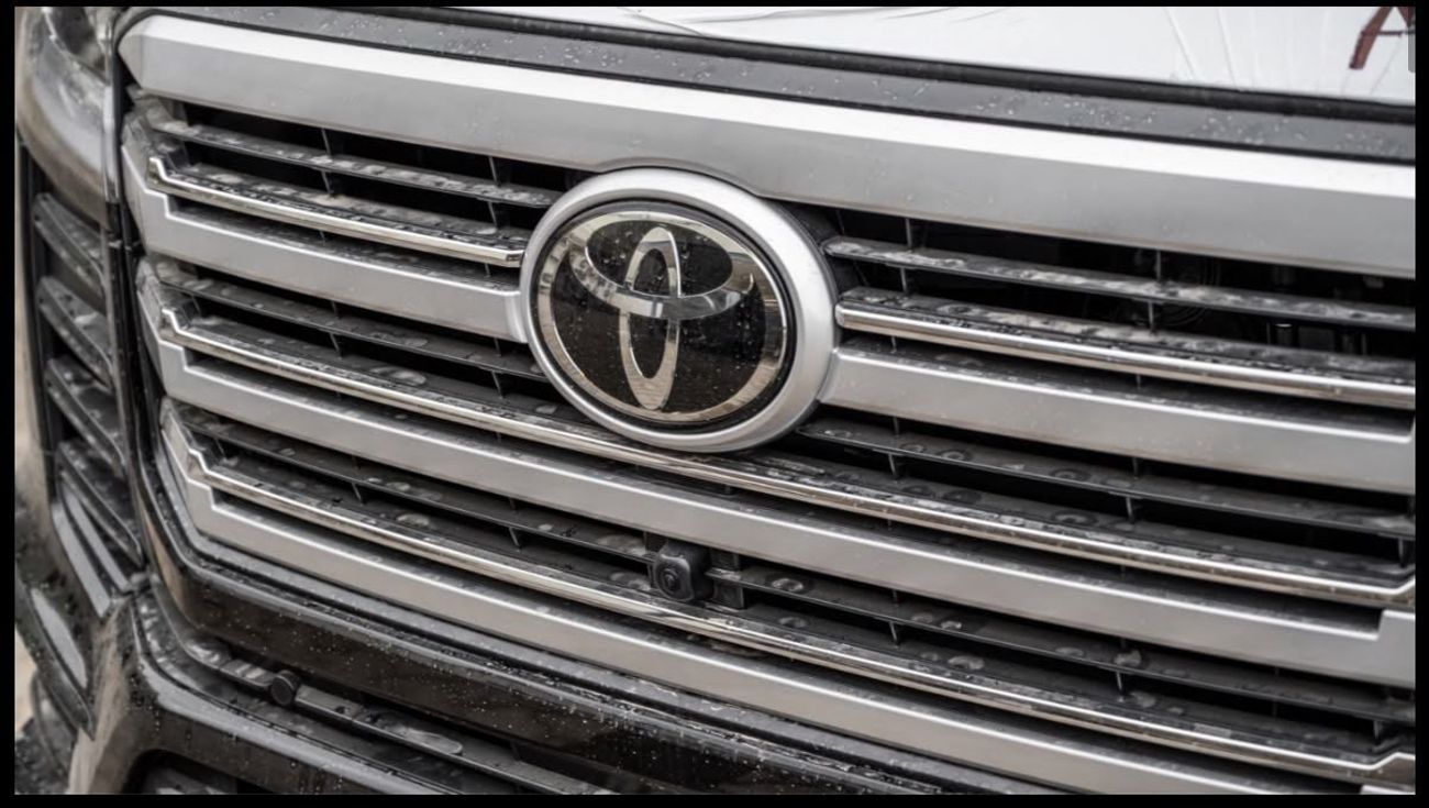Toyota Land Cruiser VXR TOYOTA LC300 3.5L TT PETROL 2026 MODEL GCC
