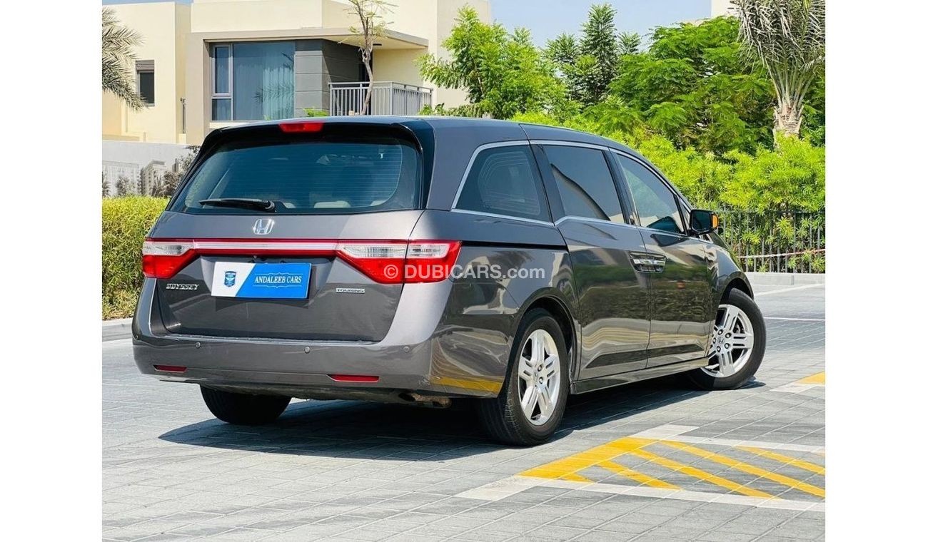Honda Odyssey Touring 1385 P.M ODYSSEY 3.5L ll TOPEND ll AUTOMATIC DOORS ll GCC ll WELL MAINTAINED