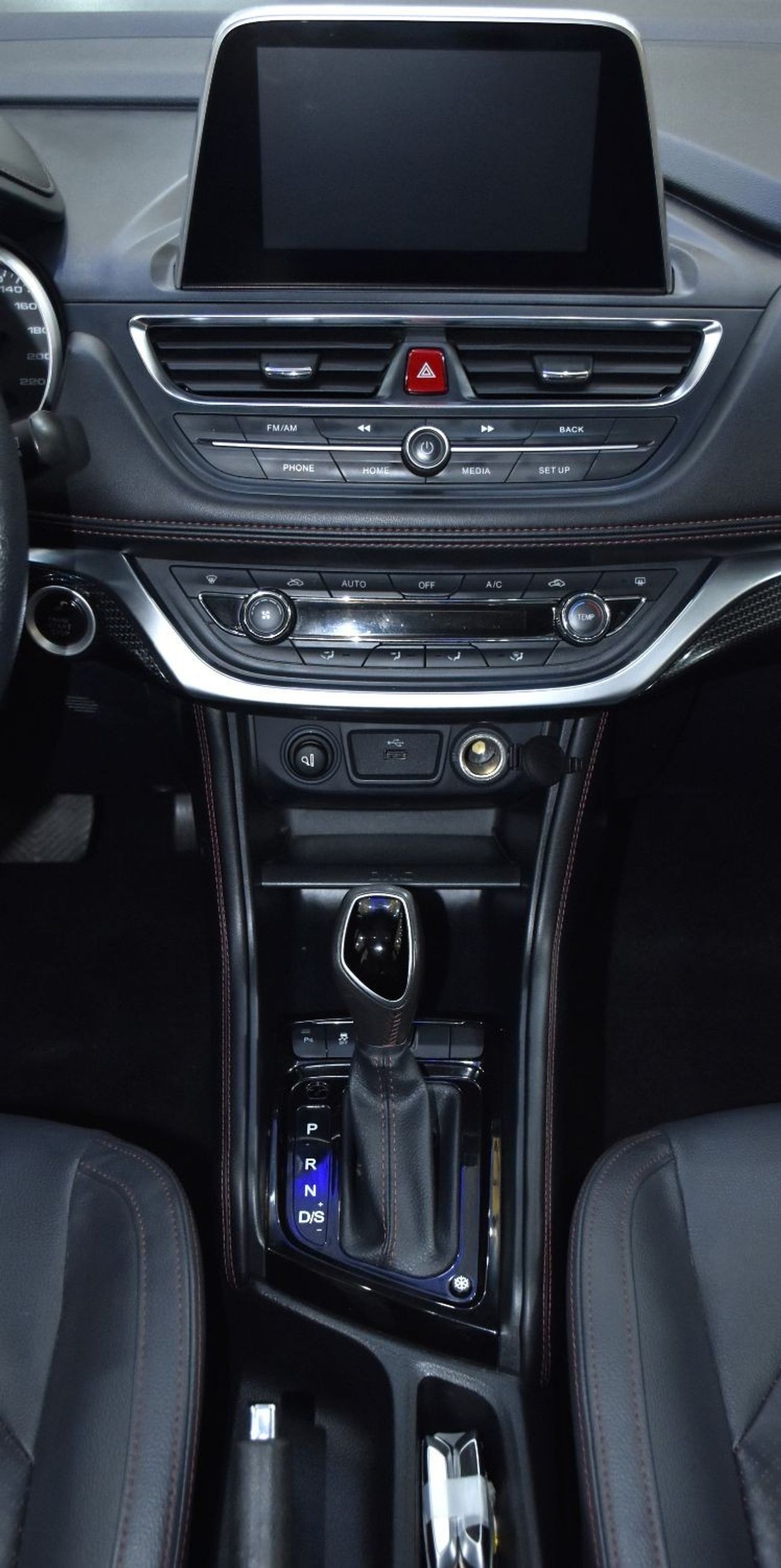 JAC JS3 EXCELLENT DEAL for our JAC S3 1.6L ( 2019 Model ) in White Color GCC Specs