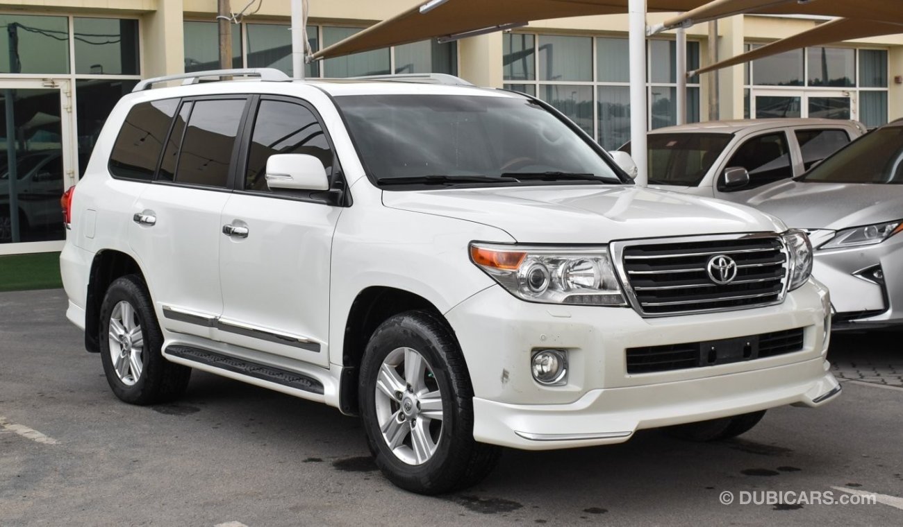 Toyota Land Cruiser GXR V6