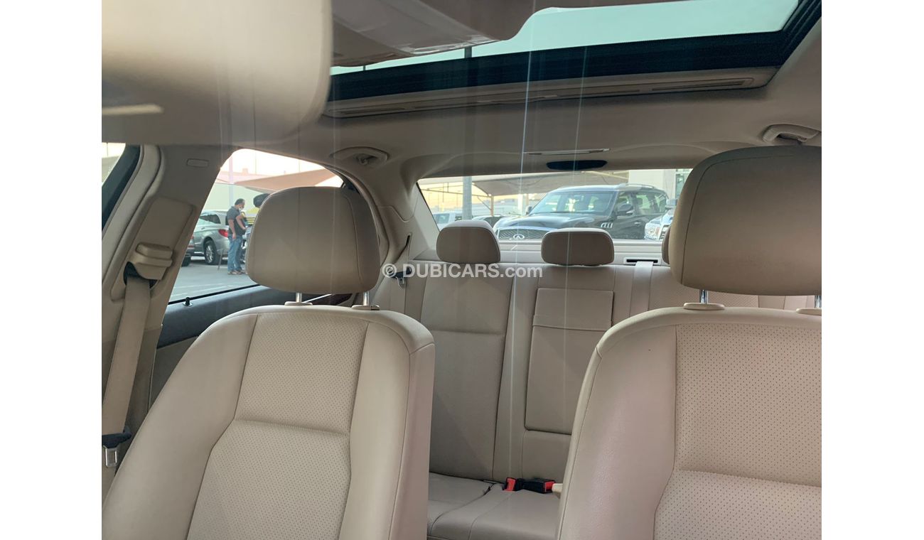 مرسيدس بنز C 200 Mercedes C200 2009