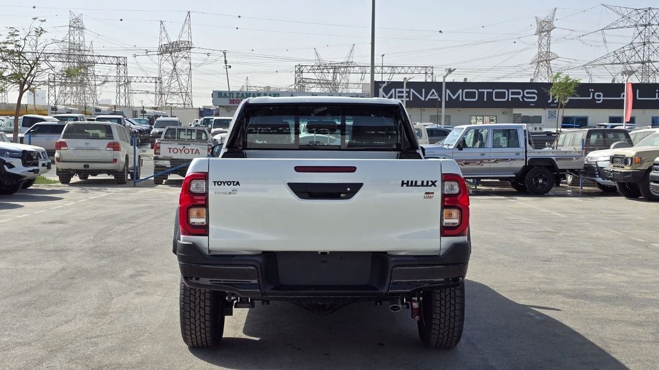 تويوتا هيلوكس TOYOTA HILUX GR Sport 4.0L White-2025