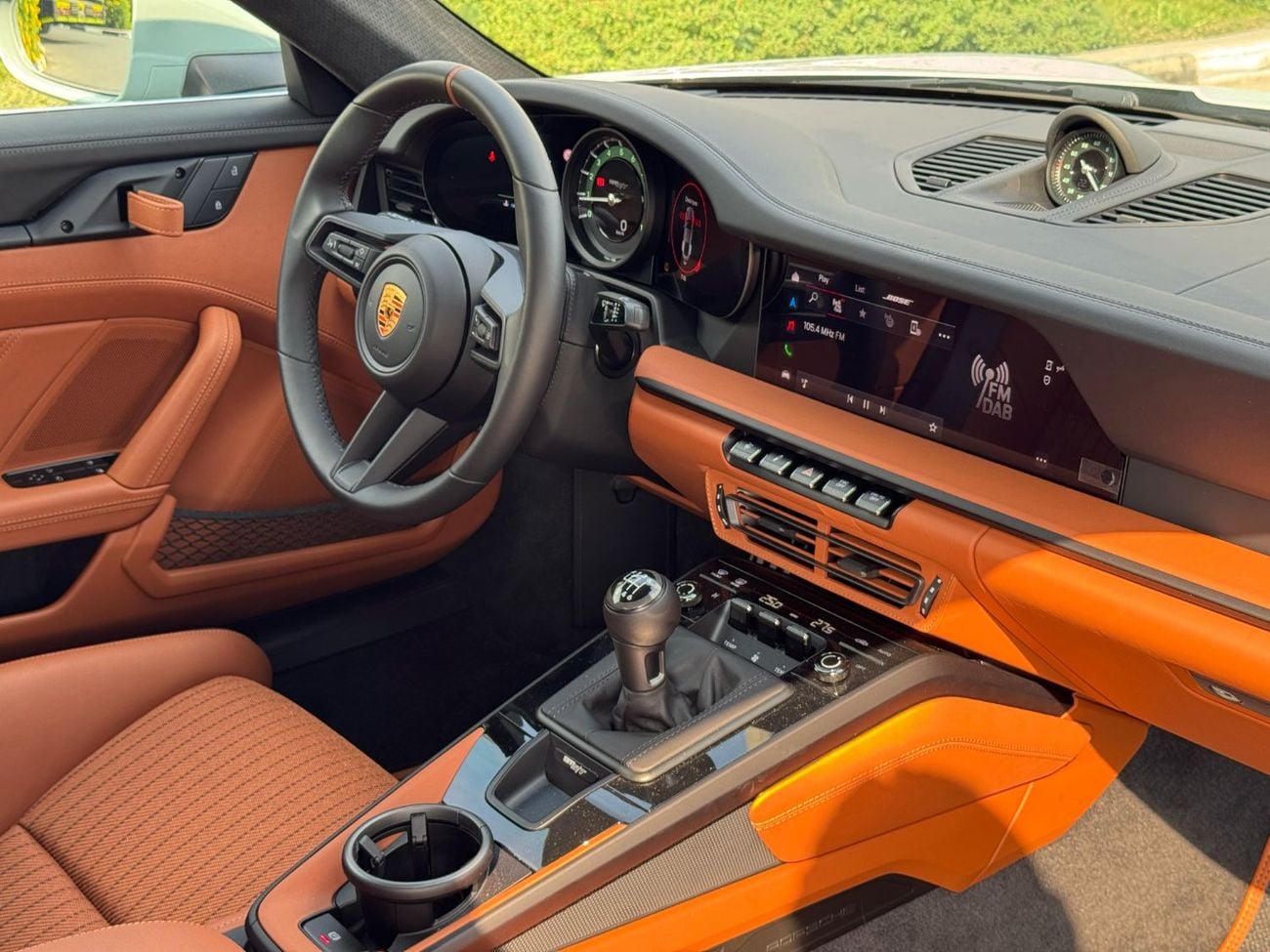 Porsche 911 S/T 4.0L (520 HP) Coupe **2024**GERMAN SPEC LESS KM