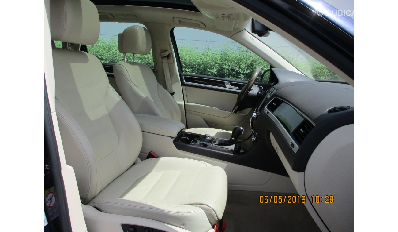 Volkswagen Touareg V6 FULLY LOADED FULL SERVICES HISTORY