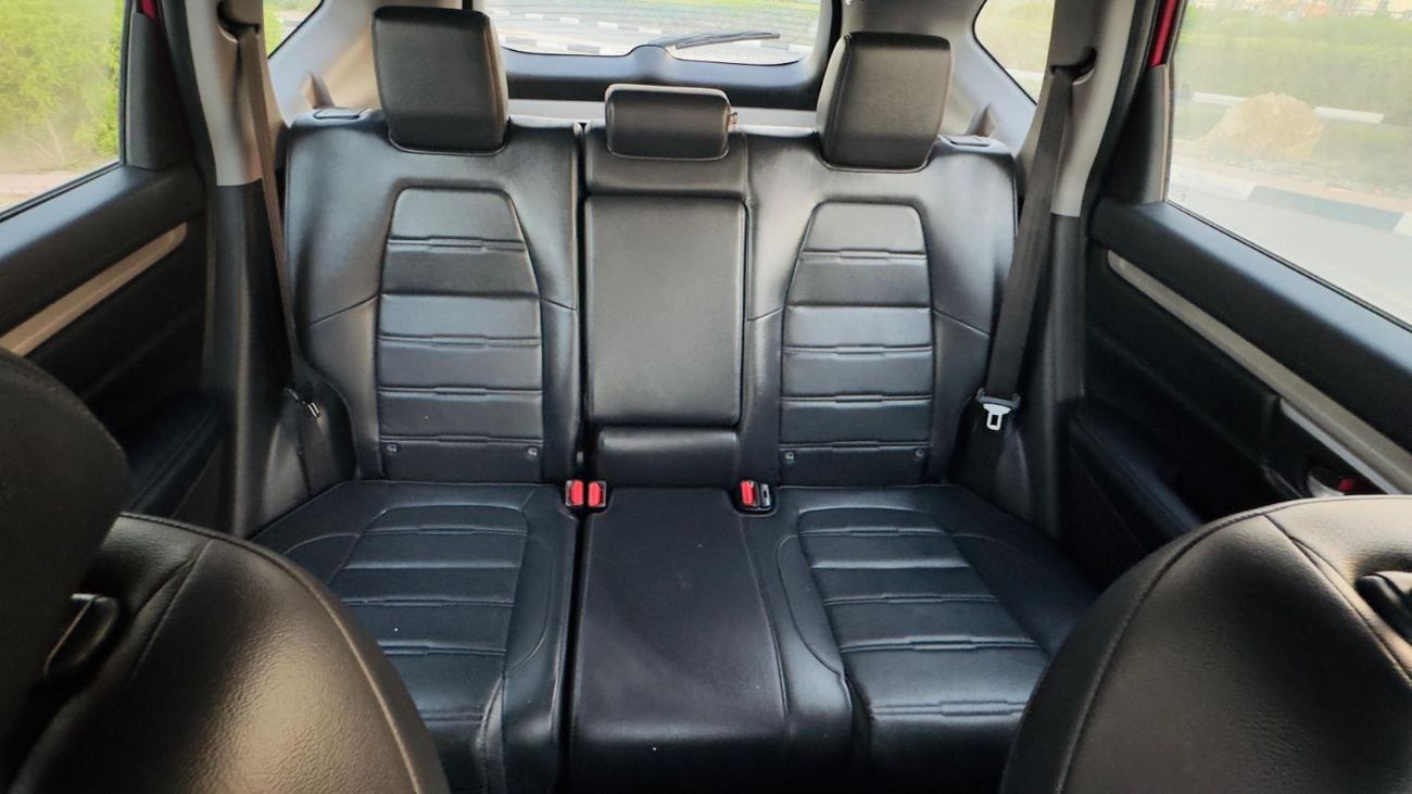 Honda CRV 1.5L AUTOMATIC PETROL | RHD | 4WD | REAR CAMERA, LEATHER SEATS & PUSH START