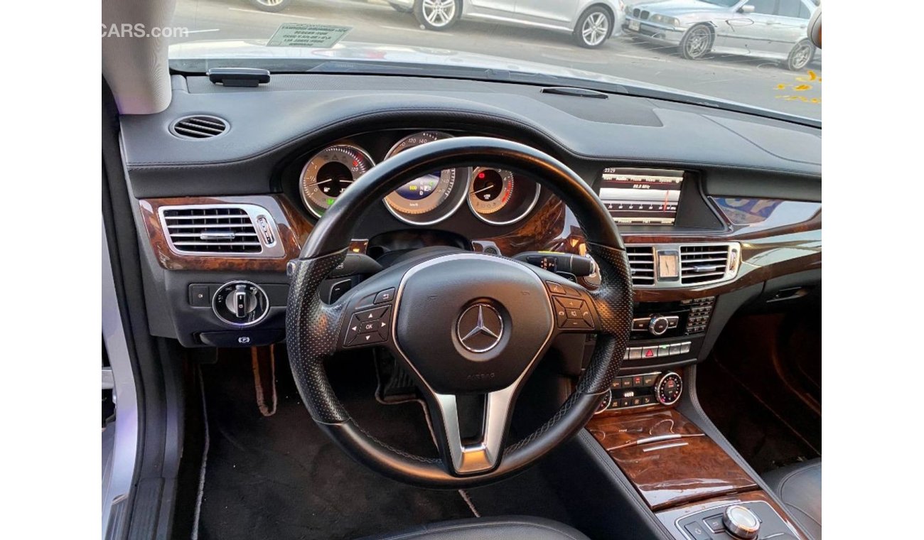 Mercedes-Benz CLS 350 With Radar Safety