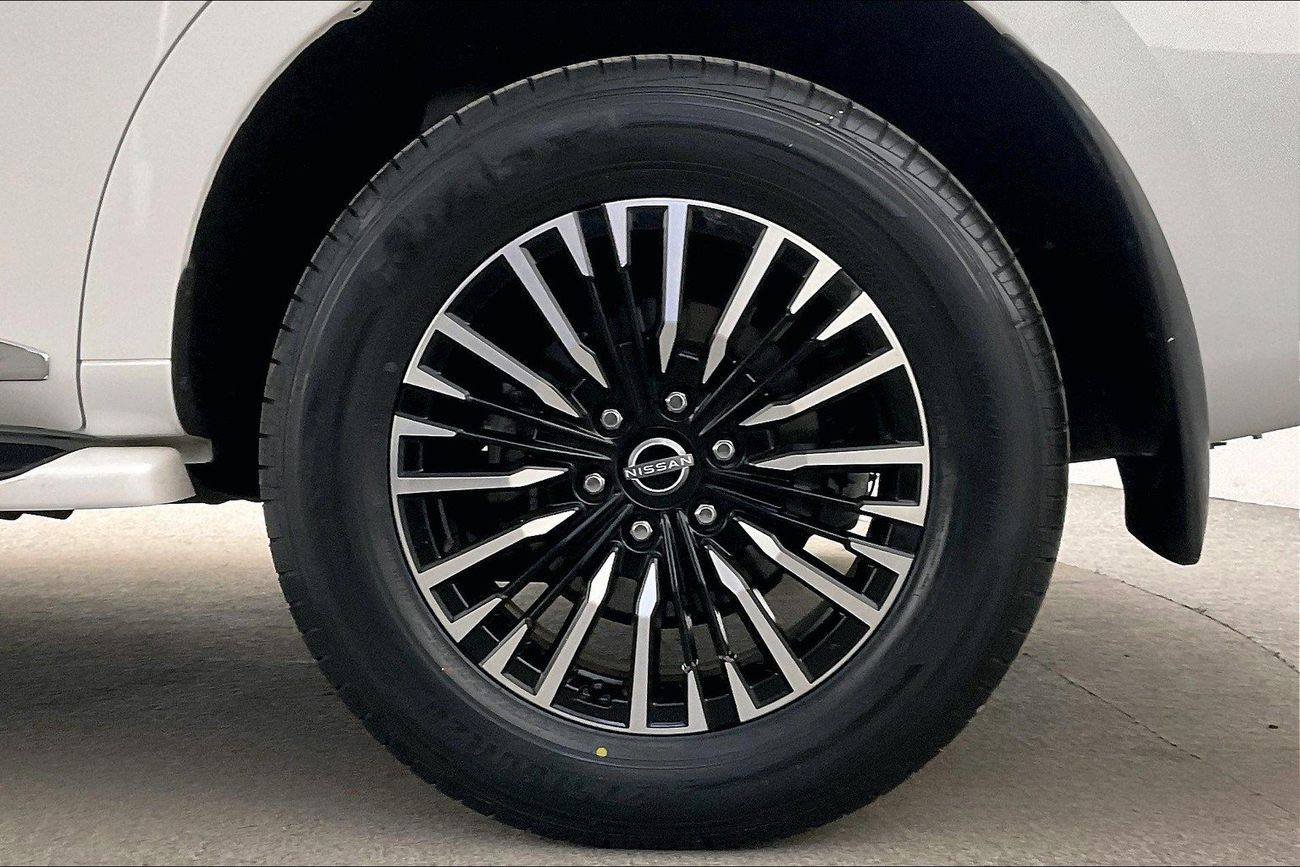 Nissan Patrol SE Platinum City | Guaranteed Warranty | 0 Down Payment