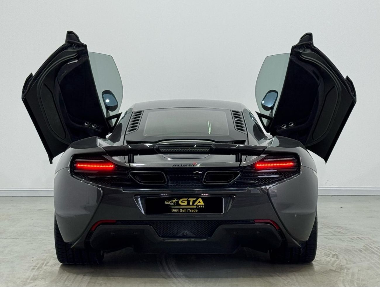 McLaren 650S 2015 McLaren 650s, Full Service History, Carbon Fiber Package, Low Kms, GCC