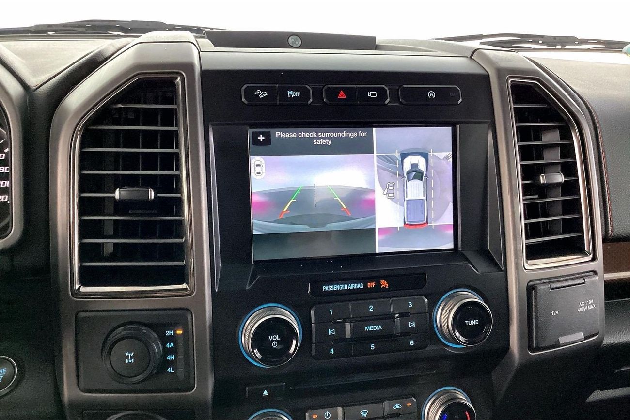 Ford F 150 Raptor Luxury - Super Cab | Guaranteed Warranty | 0 Down Payment