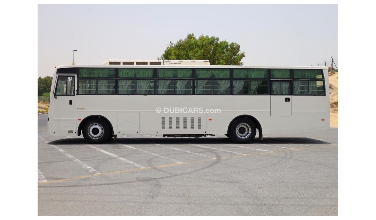Ashok Leyland Falcon | 66-SEATER | - WITH GCC SPECS AND EXCELLENT CONDITION