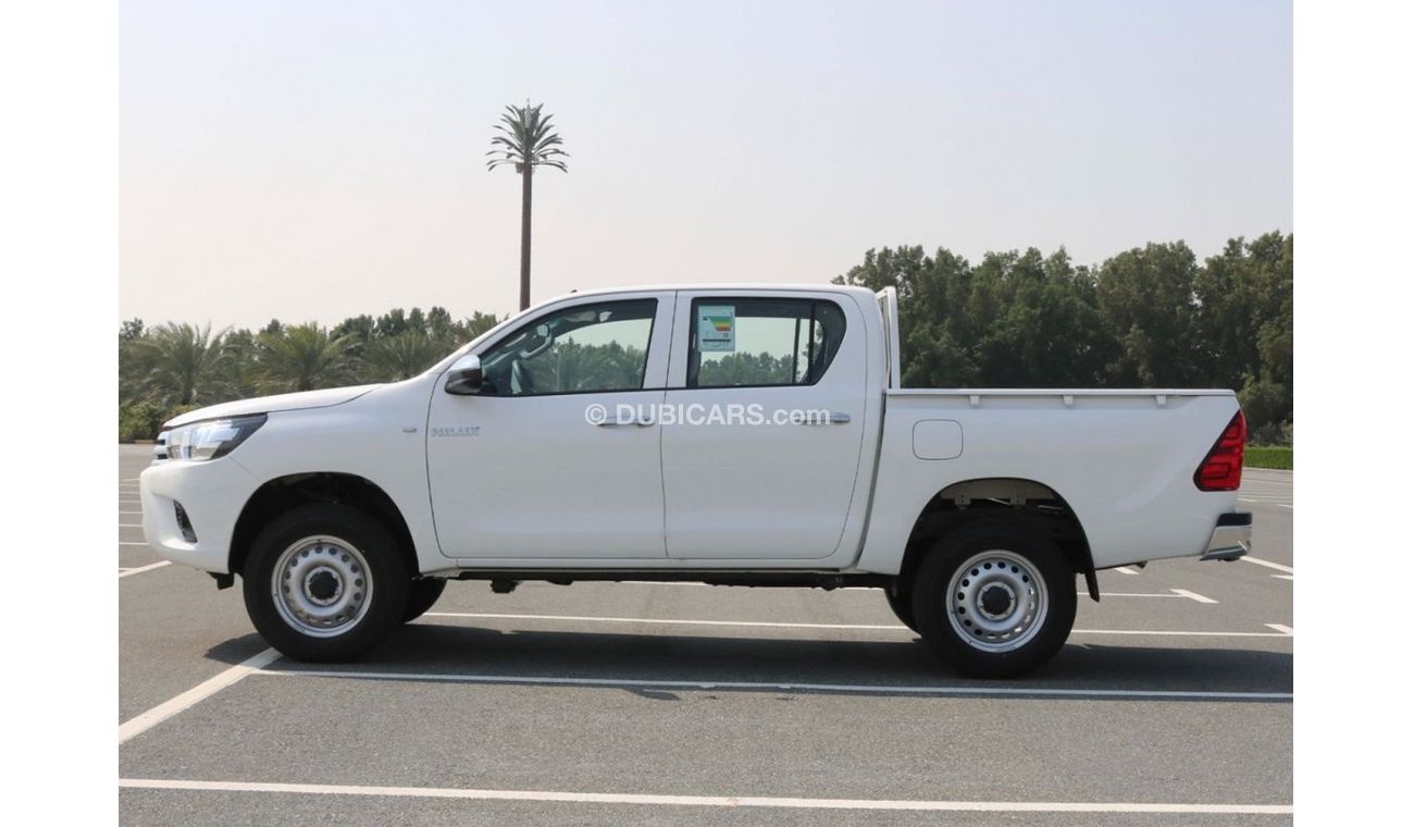 تويوتا هيلوكس 2022 | BASIC DLX D/C M/T 2.4L 4X4 DIESEL, FABRIC SEATS WITH GCC SPECS - EXPORT ONLY