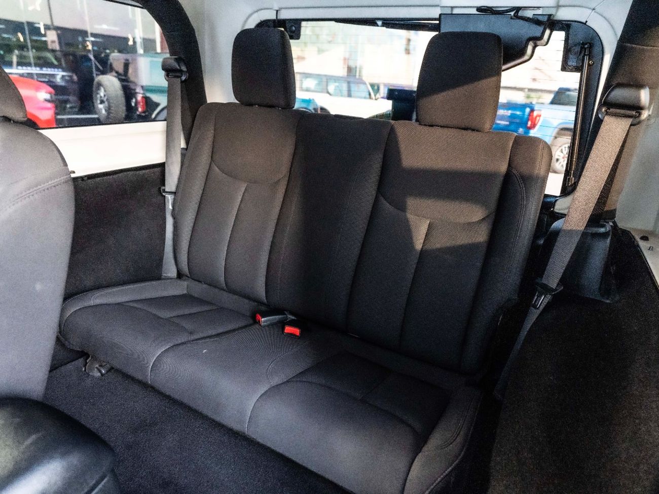 جيب رانجلر Sport 3.6L A/T (4 Seater)