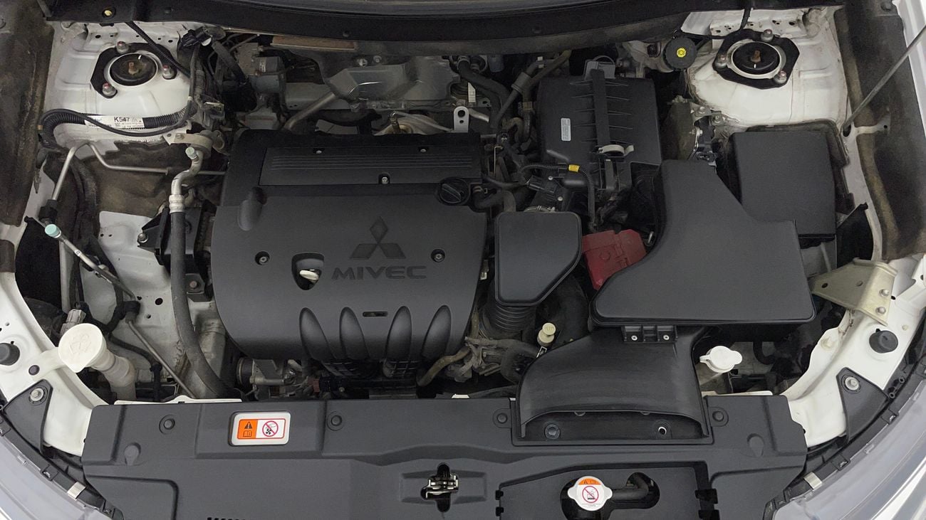 ميتسوبيشي آوتلاندر GLX LOWLINE 2.4 | بدون دفعة مقدمة | اختبار قيادة مجاني للمنزل