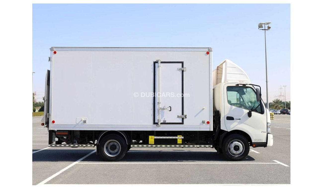Hino 300 Ramadan Special // Series 714 | Euro4 Short Chassis - CargoLift | New Condition | GCC